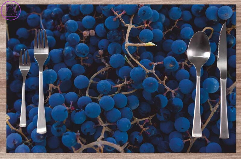  Prostírání na stůl - Hroznové víno