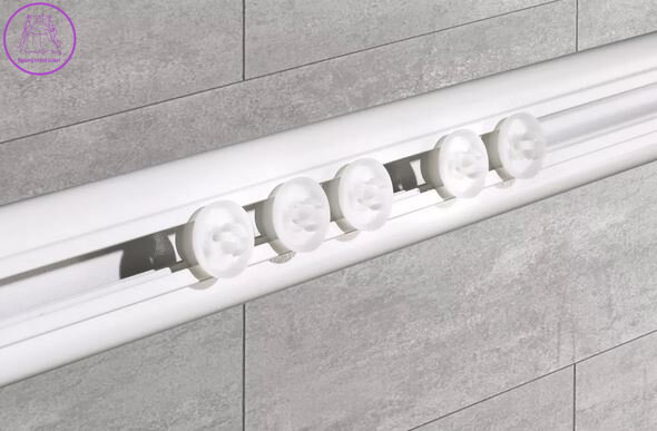 Náhradní kluzák bílý 5ks 2026