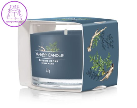 YANKEE CANDLE VOTIVNÍ SVÍČKA PLNĚNÁ VE SKLE - BAYSIDE CEDAR