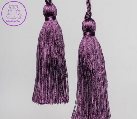 Dekorace do záclon a závěsů střapec - Nicos lilac
