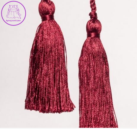 Dekorace do záclon a závěsů střapec - Nicos ruby Dekorace do záclon a závěsů střapec - Nicos ruby