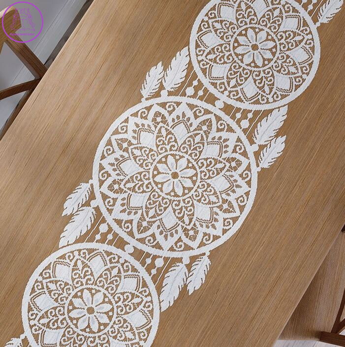 Běhoun na stůl 44x224cm bílý Gabri-Lapač snů Běhoun na stůl 44x224cm bílý Gabri-Lapač snů