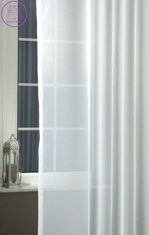 Metrážový voál bílý nehořlavý s olůvkem výška 300cm Mad-Voile Fr 01