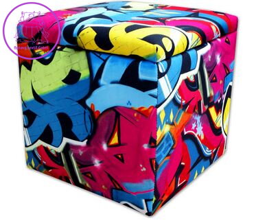 Taburet s úložným prostorem kostka Graffiti Taburet s úložným prostorem kostka Graffiti