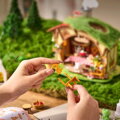 RoboTime 3D dřevěná skládačka Miniatura domečku Kouzelný les Fluffy Grove