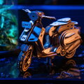 Little Story 3D dřevěná skládačka Sting Scooter
