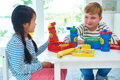 LEGO ICONIC Girl svačinový set (láhev a box) - žlutá/červená