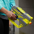 HASBRO NERF Hyper Fuel 20 blaster set s náboji a ochrannými brýlemi