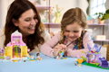 LEGO GABBYS DOLLHOUSE Cukrová hora a Kočičí zahrádka 11205 STAVEBNICE