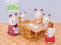 Sylvanian Families jídelní stůl + 5 židliček nábytek doplněk k herním sadám