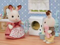 Sylvanian Families automatická pračka + vysavač s doplňky k herním sadám