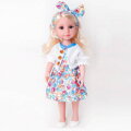 PLEJO Panenka s blonďatými vlásky 38 cm, květinové šaty