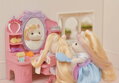 Sylvanian Families Kadeřnický salon pro poníky herní set s poníkem Sally a doplňky