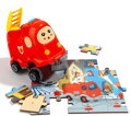 TOP BRIGHT Dřevěné puzzle s hračkou: Hasičské auto 24 dílků
