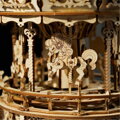 ROBOTIME Rokr 3D dřevěné puzzle Romantický kolotoč (hrací skříňka) 336 dílků