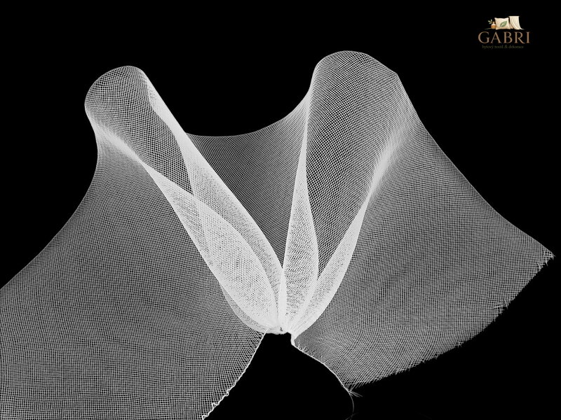 Modistická krinolína na vyztužení šatů a výrobu fascinátorů šíře 16 cm