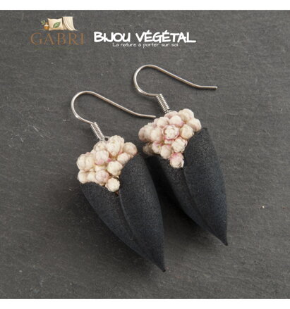 Živé šperky - Náušnice Tulipán černé s trvalými bílými kvšty