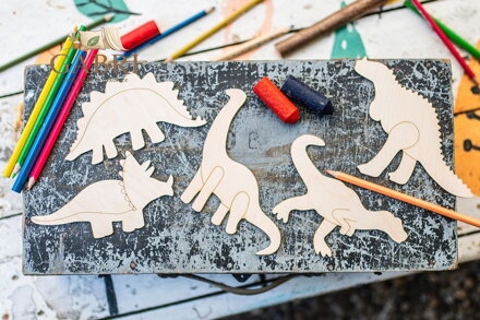 BeWooden Maluj a obkresluj - Dino