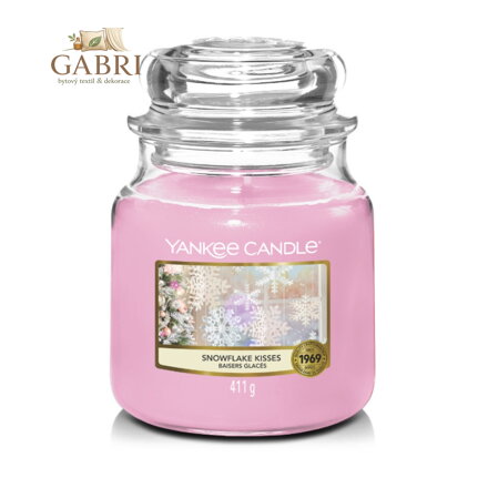 Svíčka Yankee Candle - Snowflake Kisses, střední