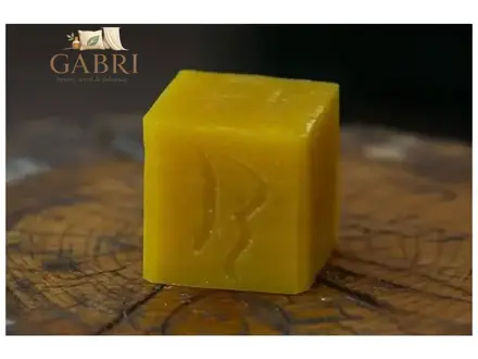 Šampon tuhý Rakytník