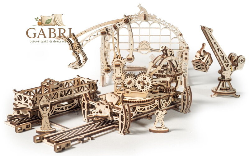 Ugears 3D dřevěné mechanické puzzle Mechanical Town železniční překladiště