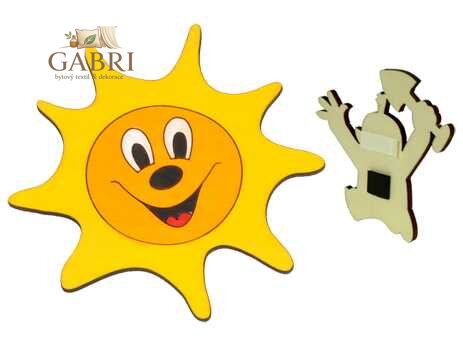DoDo Dřevěná dekorační magnetka sluníčko