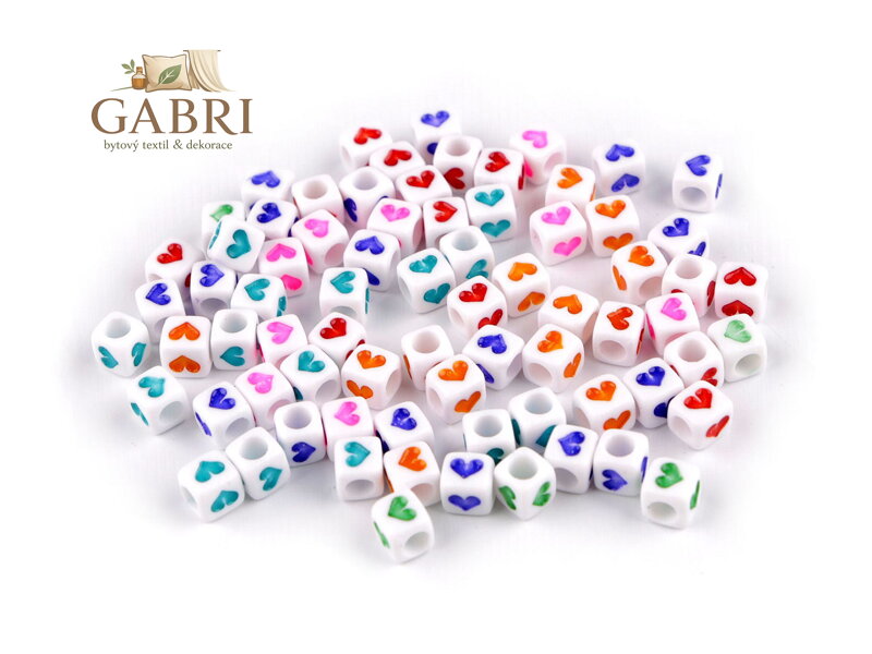 Plastové korálky se srdíčky kostka 6 mm