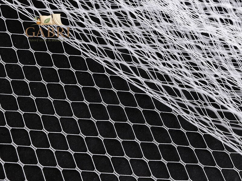 Francouzský závoj šíře 160 cm