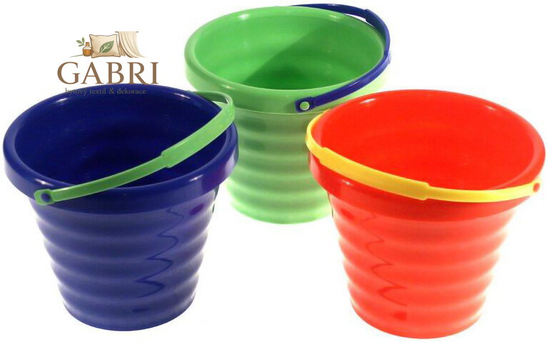 Kbelík dětský 16cm vroubkovaný s ouškem 1,4l 3 barvy plast