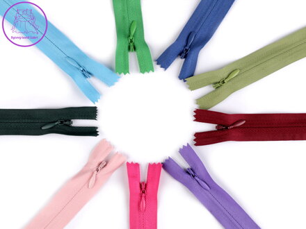 Zip skrytý nedělitelný 3 mm délka 22 cm