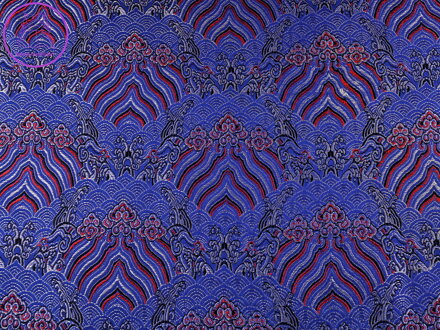 Žakárová látka pro oděvy i dekoraci