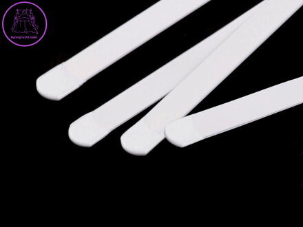 Výztuž do korzetu kovová šíře 8 mm, délka 20; 25 cm