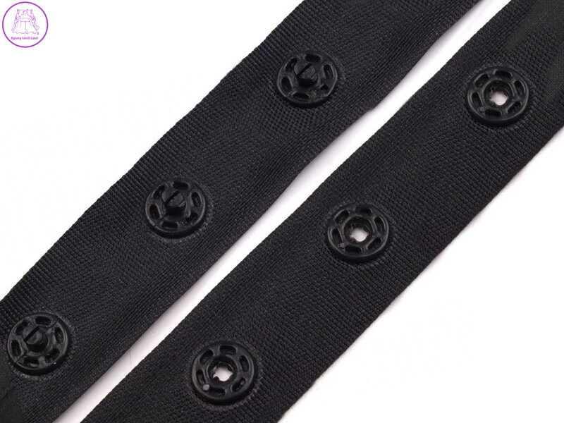 Zapínání na body šíře 18mm metráž