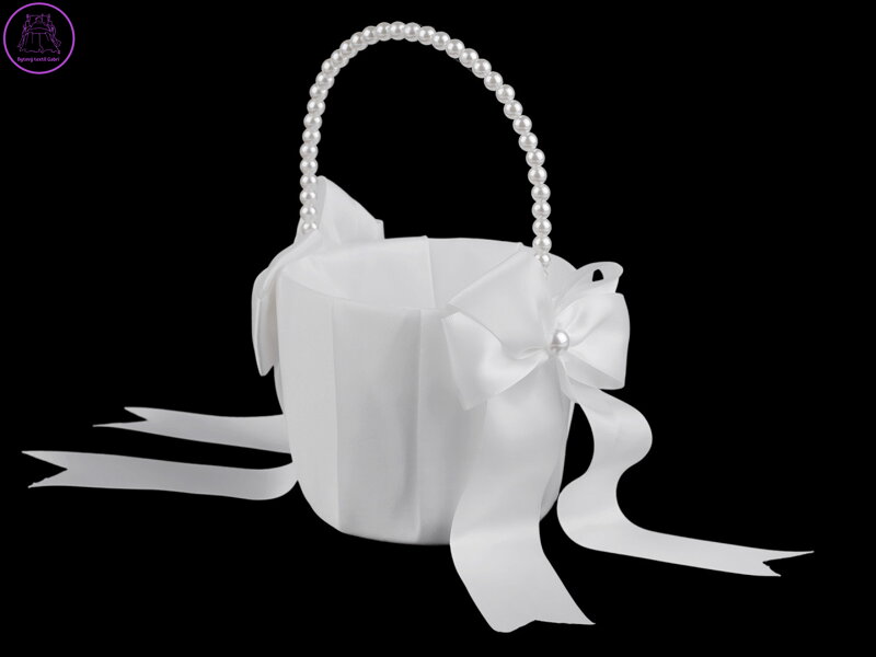 Svatební saténový košíček pro družičky, s perlami