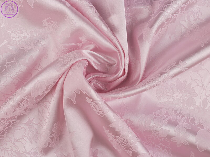 Satén / imitace hedvábí květovaný vzor