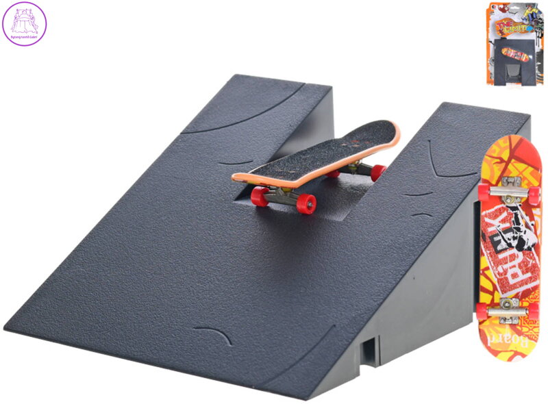 Skateboard prstový fingerboard plastový herní set s rampou