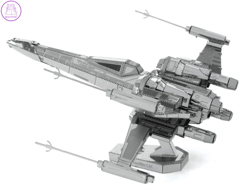 METAL EARTH 3D puzzle Star Wars: Poe Dameron's X-Wing Fighter