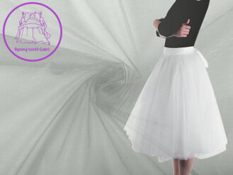 Organza tuhá dekorační