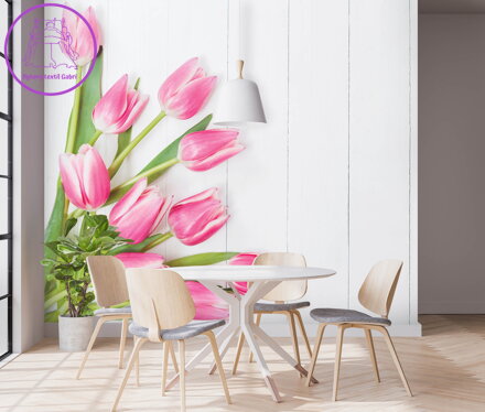 Tapeta Tulipány a bílé dřevo
