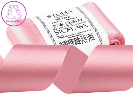 Atlasová stuha oboulící svazky po 5 m šíře 50 mm