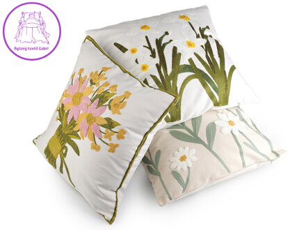 Povlak na polštář vyšívané květy 45x45 cm