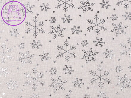 Vánoční bavlněná metráž / imitace lnu sněhové vločky metalické