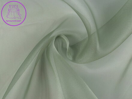 Organza s leskem