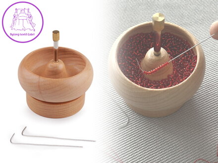 Dřevěný mlýnek k navlékání rokajlu Ø9 cm s jehlou