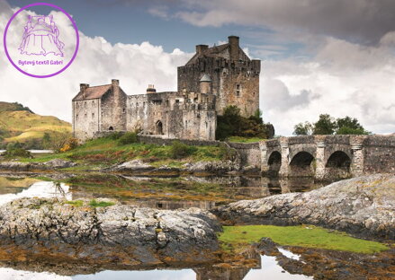 RAVENSBURGER Puzzle Impozantní hrady a zámky: Eilean Donan Castle, Velká Británie 1000 dílků