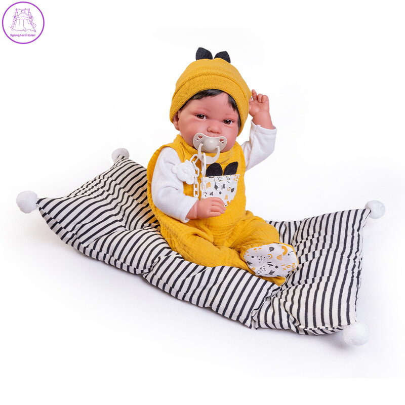 Novorozená panenka Pipo s velkým polštářem, 42 cm