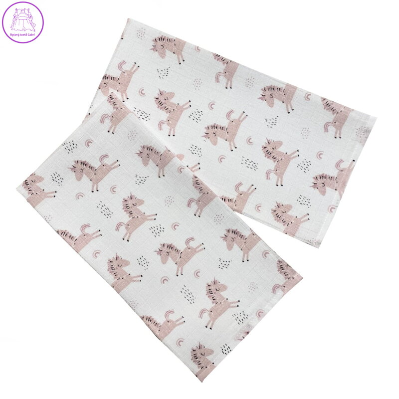 PREM INTERNACIONAL Látková plena 70x70 cm Růžový jednorožec (balení 5 ks)