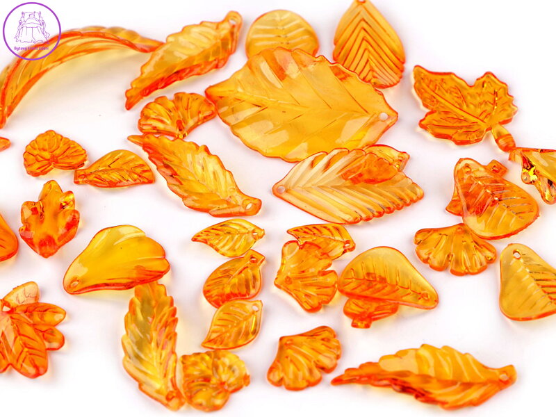 Plastové korálky lístečky mix tvarů i velikostí