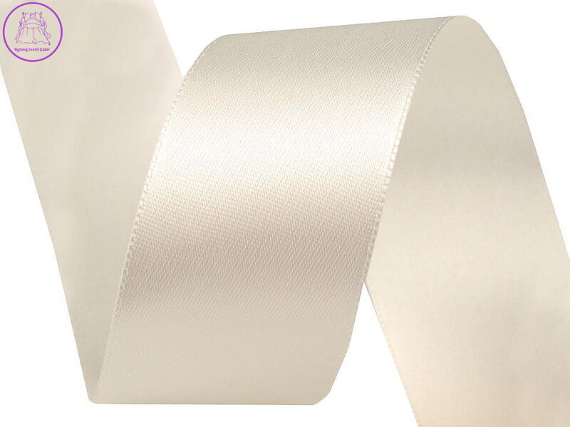 Atlasová stuha oboulící šíře 40 mm