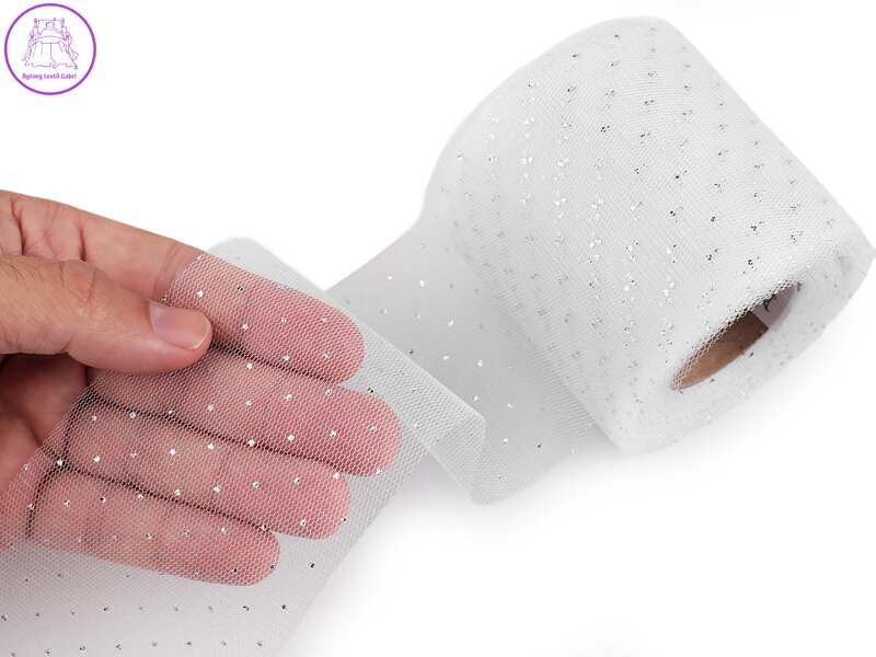 Tylová stuha se stříbrnými puntíky šíře 75 mm